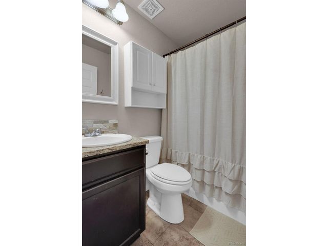 450 Stardust Ct, Dacono, CO 80514