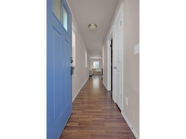 450 Stardust Ct, Dacono, CO 80514