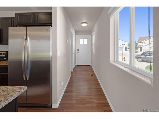 450 Stardust Ct, Dacono, CO 80514