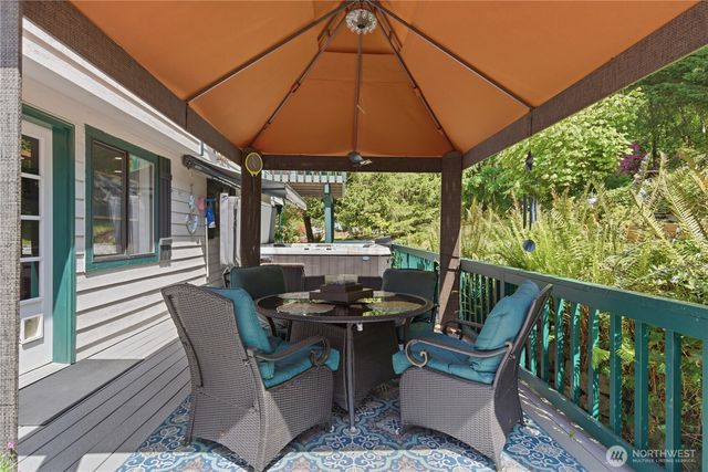 15257 Bandix Road SE, Olalla, WA 98359