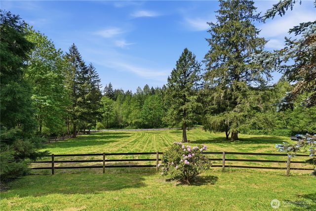 15257 Bandix Road SE, Olalla, WA 98359