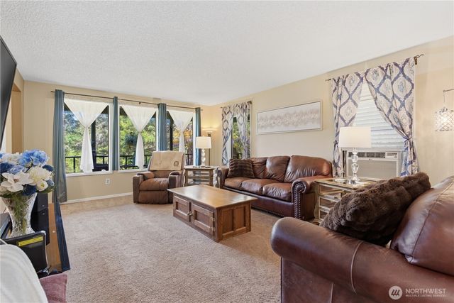15257 Bandix Road SE, Olalla, WA 98359