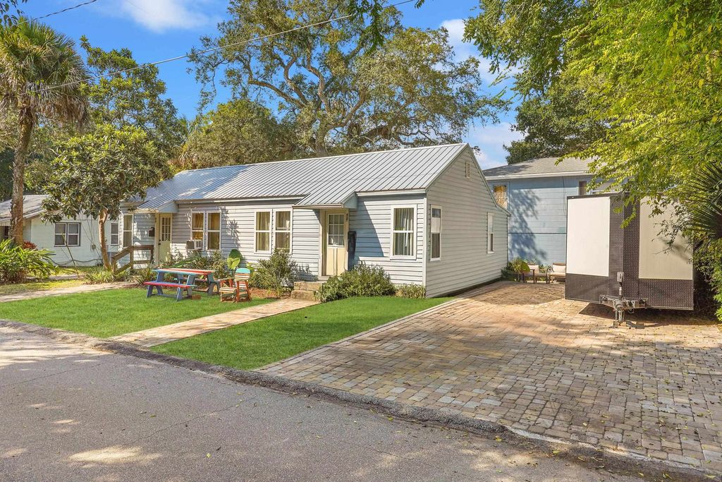 50 Magnolia Dr 50 A, 50 B, 48, St Augustine, FL 32080
