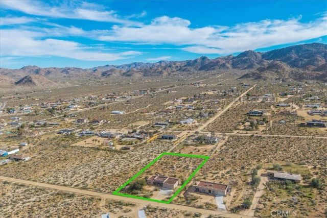 61481 Latham Trail, Joshua Tree, CA 92252