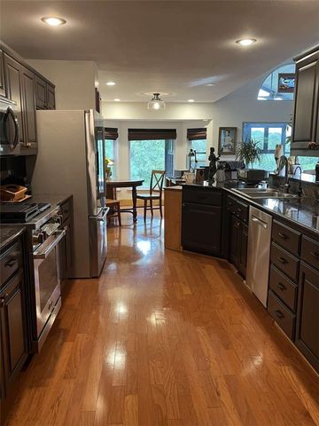 27 Stucky Lane, Bella Vista, AR 72715