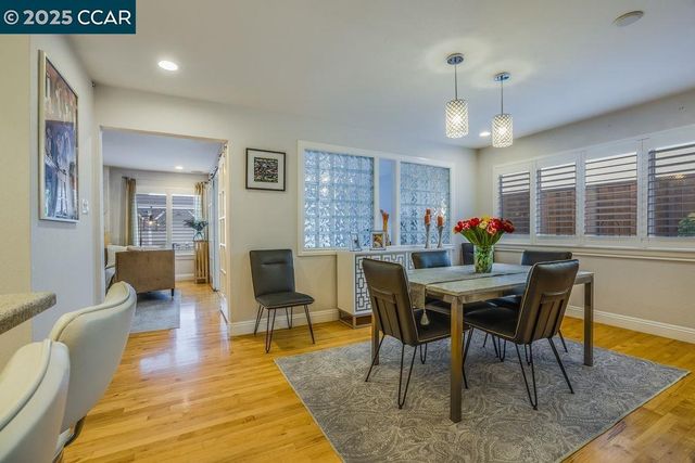 1221 McEwing Ct, Concord, CA 94521