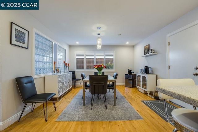 1221 McEwing Ct, Concord, CA 94521