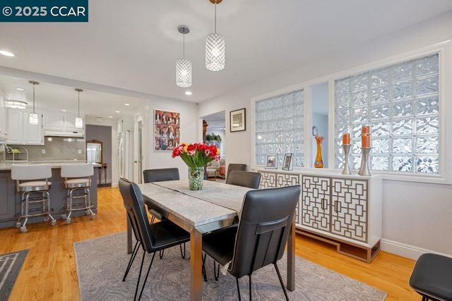 1221 McEwing Ct, Concord, CA 94521