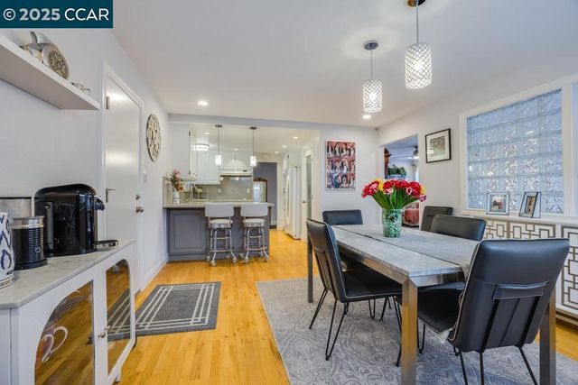 1221 McEwing Ct, Concord, CA 94521