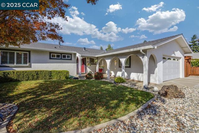 1221 McEwing Ct, Concord, CA 94521