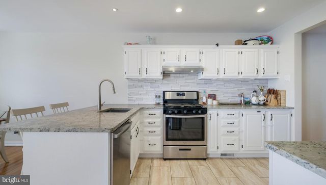 3637 E CROWN AVE, Philadelphia, PA 19114