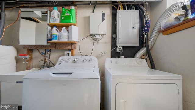 3637 E CROWN AVE, Philadelphia, PA 19114