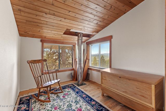 912 Otts RD, Sagle, ID 83860