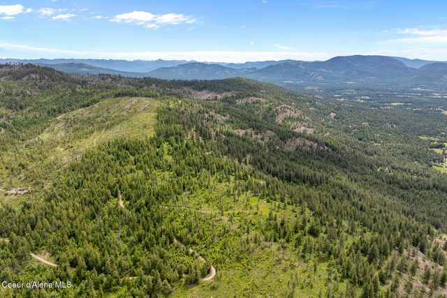 912 Otts RD, Sagle, ID 83860