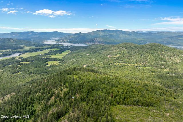 912 Otts RD, Sagle, ID 83860