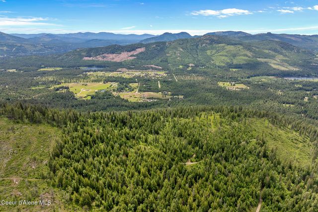 912 Otts RD, Sagle, ID 83860