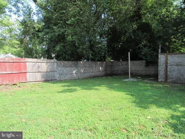 19 WILLIS AVE, Penns Grove, NJ 08069