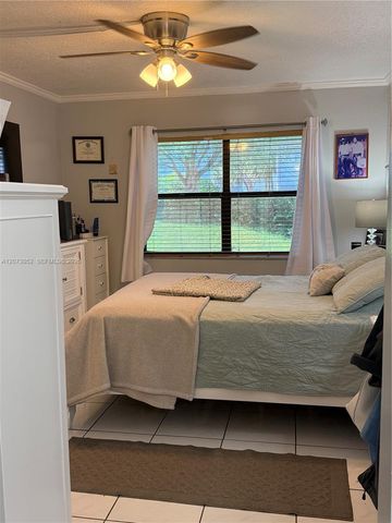 9716 Hammocks Boulevard 101, Miami, FL 33196