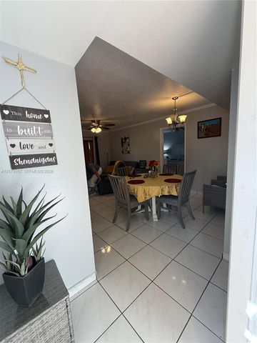 9716 Hammocks Boulevard 101, Miami, FL 33196