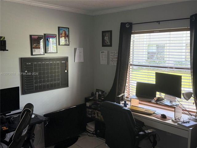 9716 Hammocks Boulevard 101, Miami, FL 33196
