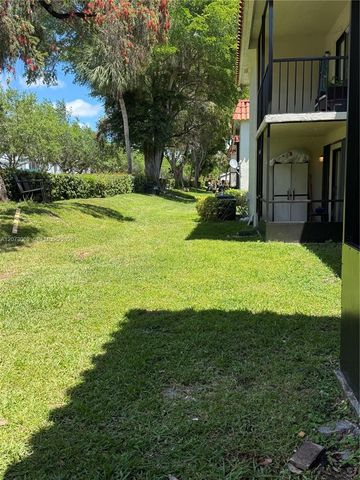 9716 Hammocks Boulevard 101, Miami, FL 33196