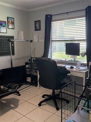 9716 Hammocks Boulevard 101, Miami, FL 33196