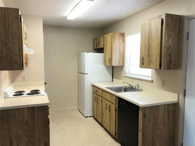 308 W CRESCENT DRIVE 2, Lakeland, FL 33805