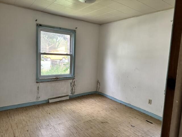 5026 N 60th STREET, Milwaukee, WI 53218