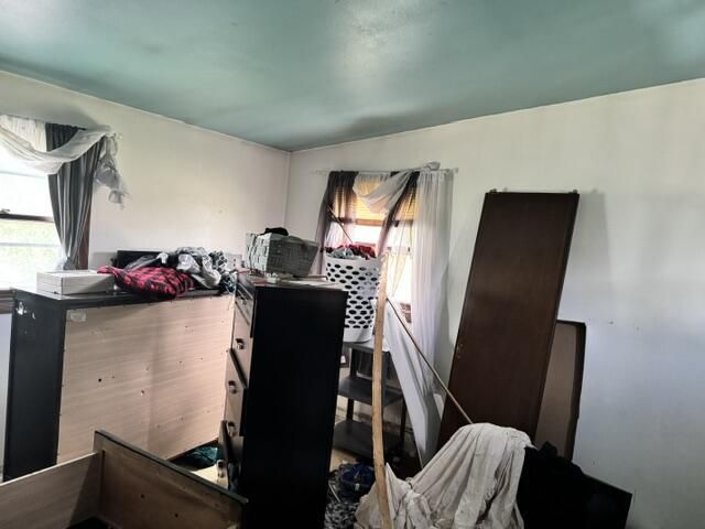 5026 N 60th STREET, Milwaukee, WI 53218