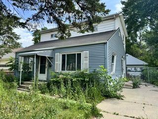 5026 N 60th STREET, Milwaukee, WI 53218