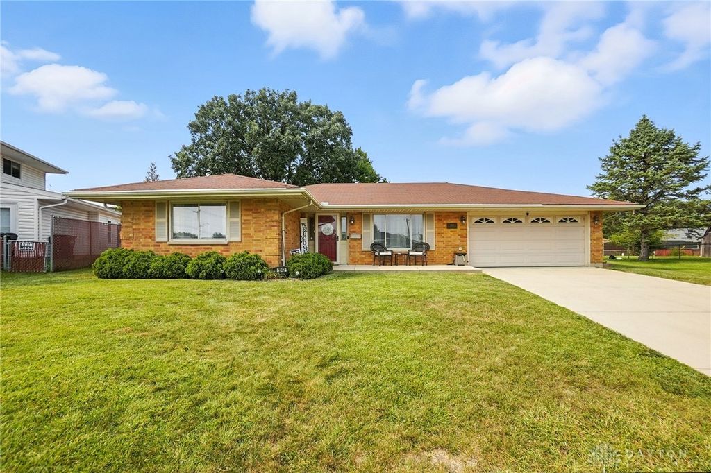 1943 Fraternity Court, Fairborn, OH 45324