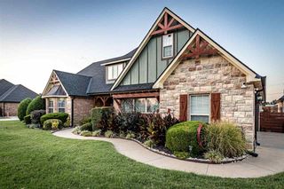 326 NE Uvon Ln, Elgin, OK 73538