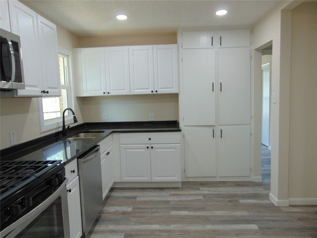 10135 San Juan Avenue, Dallas, TX 75228