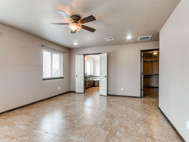 613 SW 7th St., S.W. 7th St., Moore, OK 73160