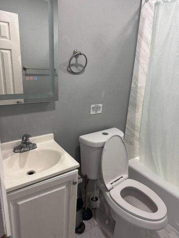 1051 SW 32nd Court 2, Fort Lauderdale, FL 33315