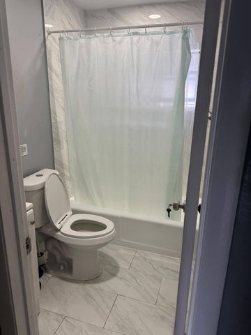 1051 SW 32nd Court 2, Fort Lauderdale, FL 33315