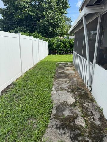 1051 SW 32nd Court 2, Fort Lauderdale, FL 33315