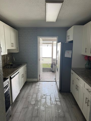 1051 SW 32nd Court 2, Fort Lauderdale, FL 33315
