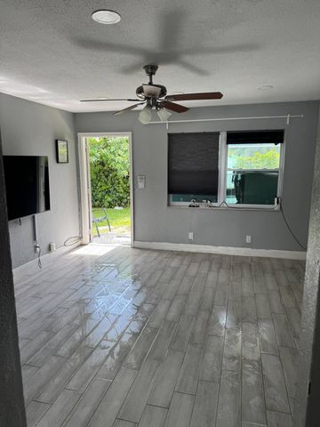 1051 SW 32nd Court 2, Fort Lauderdale, FL 33315