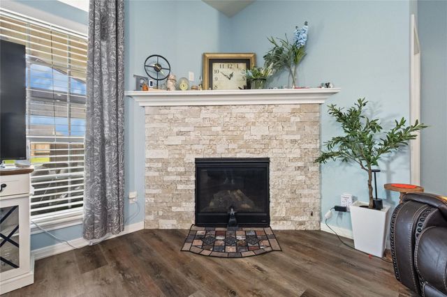6810 Arlington Drive, Manvel, TX 77578
