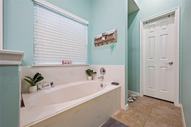 6810 Arlington Drive, Manvel, TX 77578