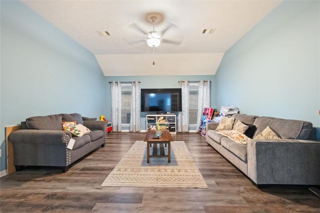 6810 Arlington Drive, Manvel, TX 77578