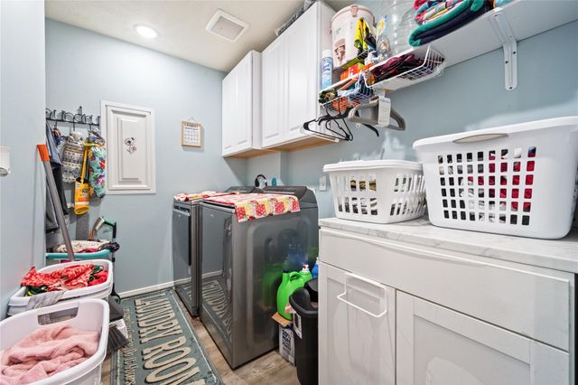 6810 Arlington Drive, Manvel, TX 77578