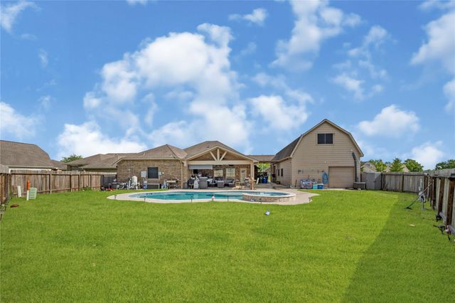 6810 Arlington Drive, Manvel, TX 77578
