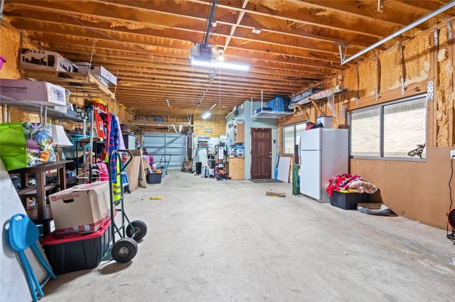 6810 Arlington Drive, Manvel, TX 77578