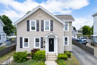 130 Hunts Avenue, Pawtucket, RI 02861