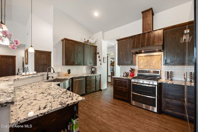 37511 E HAYDEN LAKE RD, Hayden, ID 83835