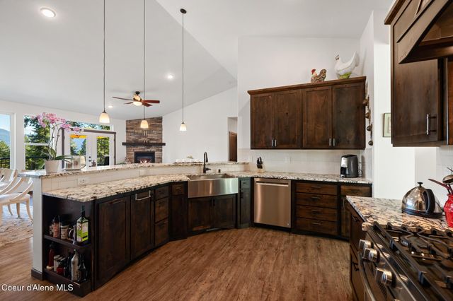 37511 E HAYDEN LAKE RD, Hayden, ID 83835