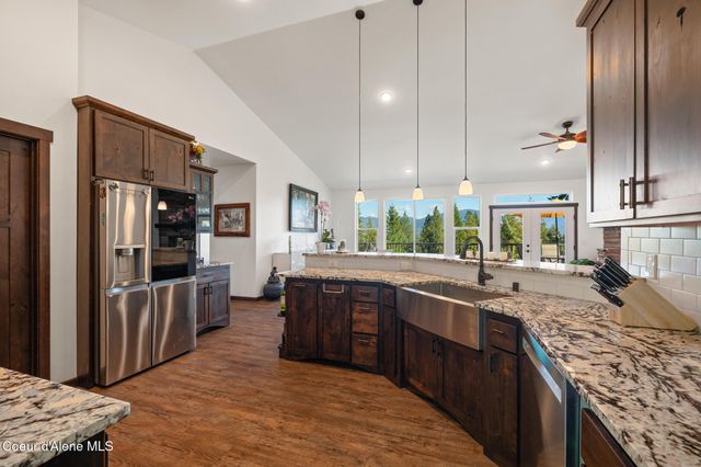 37511 E HAYDEN LAKE RD, Hayden, ID 83835