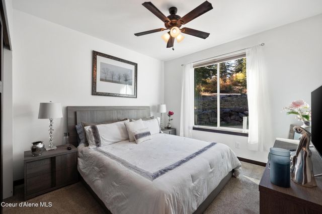 37511 E HAYDEN LAKE RD, Hayden, ID 83835